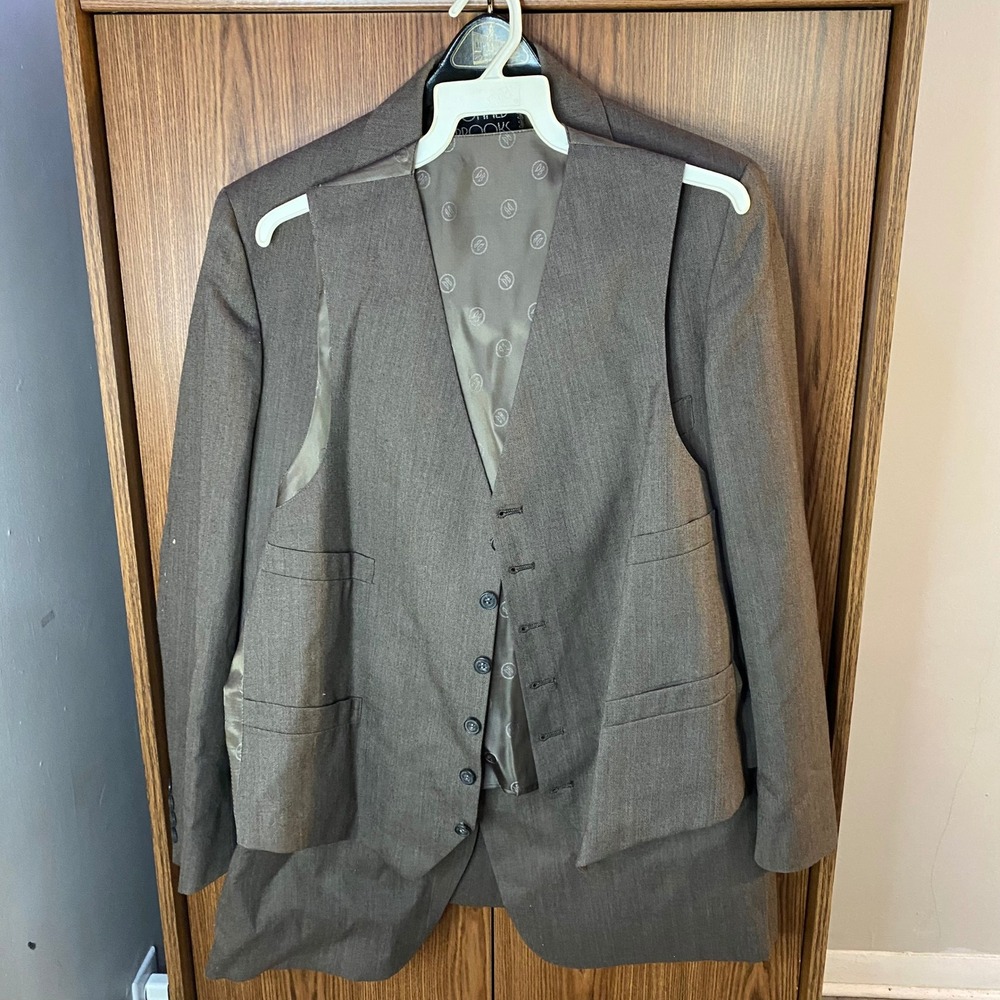 Donald Brooks 3 Piece Suit Mens 44R Brown Herringbone Blazer Vest Trousers Set